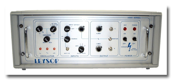 Very high voltage linear amplifier for driving Pockels cells